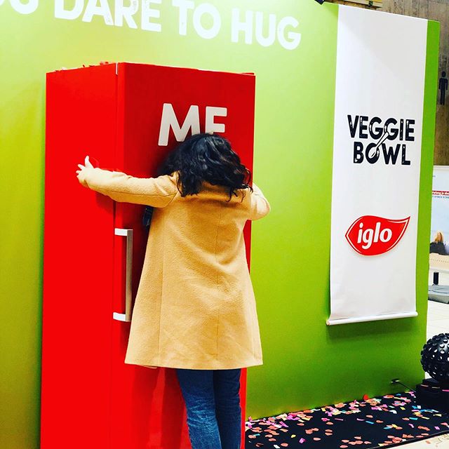 A hug for an Iglo meal #butikagency
